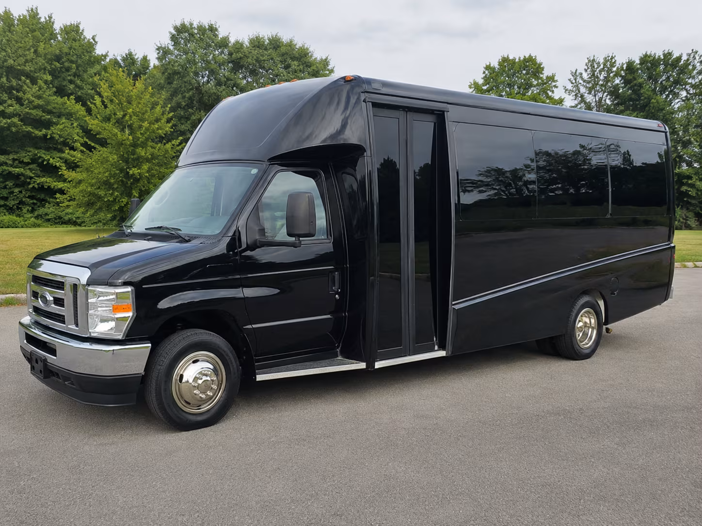 book a killeen prom bus that s ready when your group is