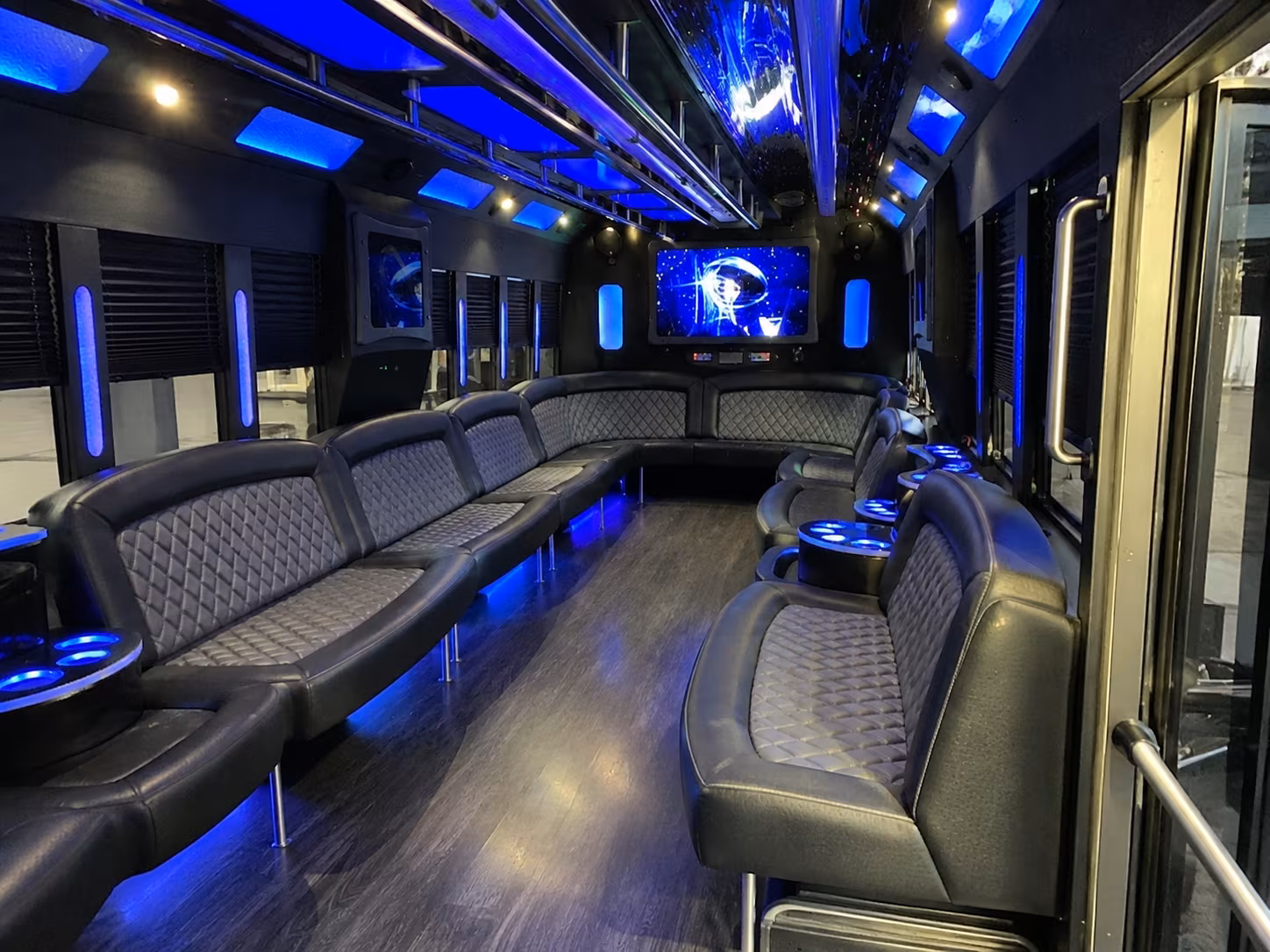 killeen 28 passenger party bus interior