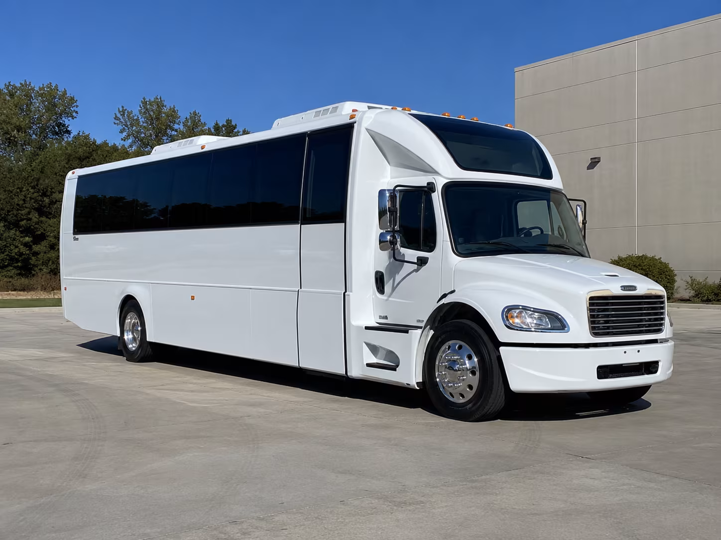 killeen 28 passenger party bus